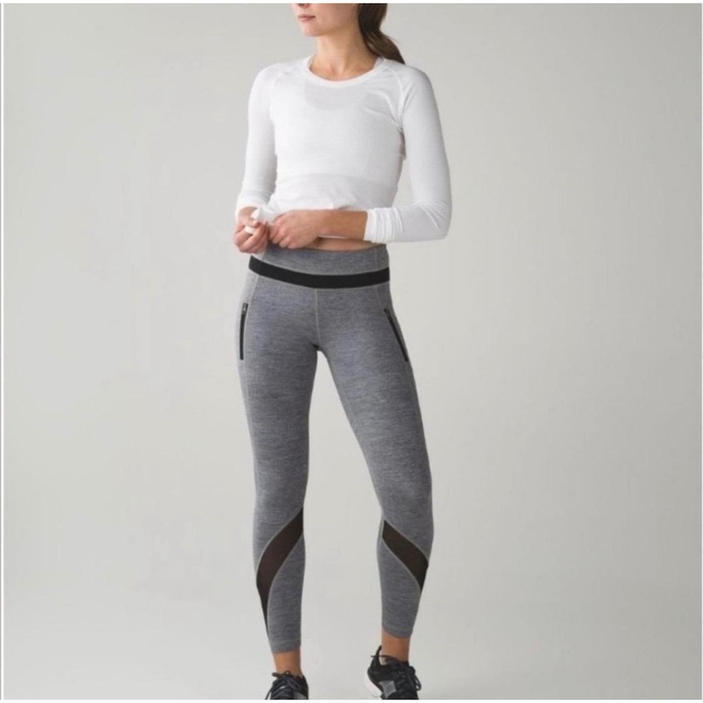 Lululemon Inspire Tight II in a heathered gray Gray Black Mesh Leggings Size 4